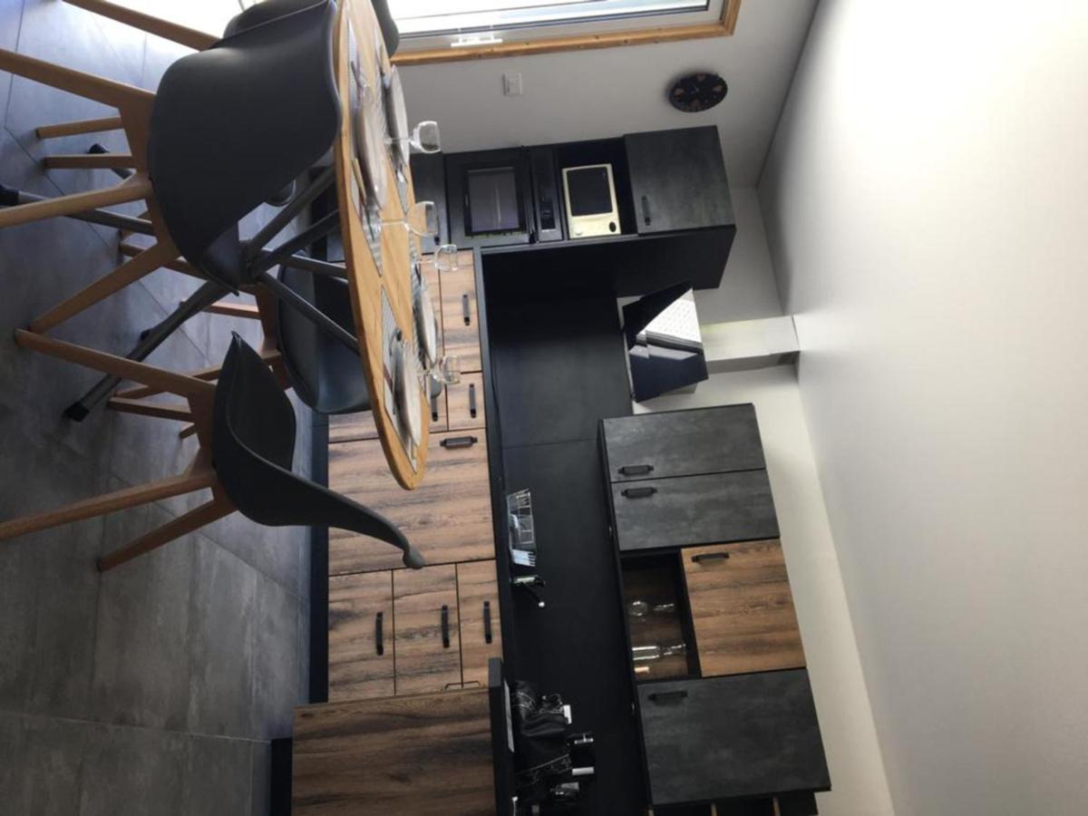 Les Piroulards Apartment *